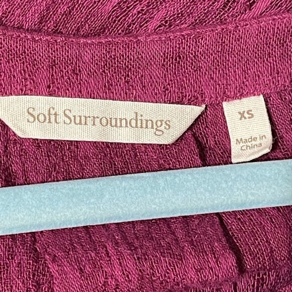 Soft Surroundings Womens XS Fuchsia Linen-Cotton V-Neck Blouse Roll Tab Sleeves - Picture 4 of 6